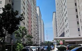RedLiving Apartemen Kalibata City - Homy Jasen Tower Jasmine